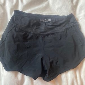 Outdoor Voices 4" black size medium